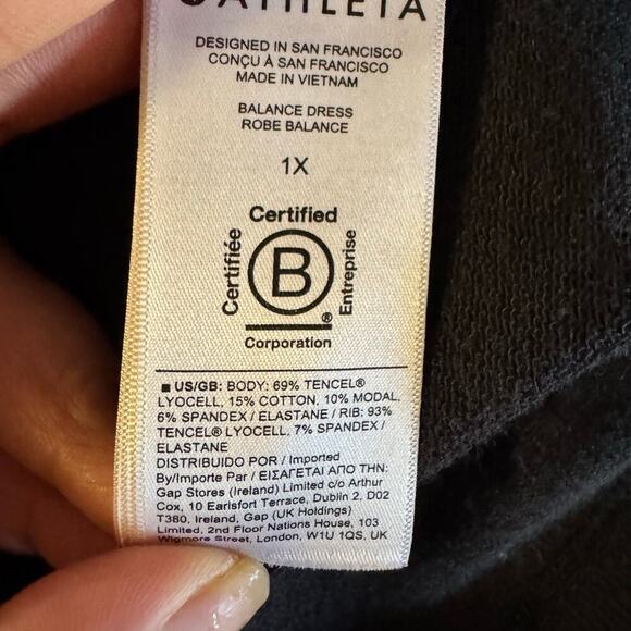 Athleta Balance Dress Black Stretch Pockets Active Sporty Size 1X - Picture 6 of 7